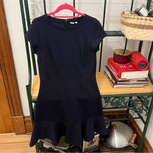 GAP dress size 8 navy polka dot t shirt fit and flare t shirt sleeves
